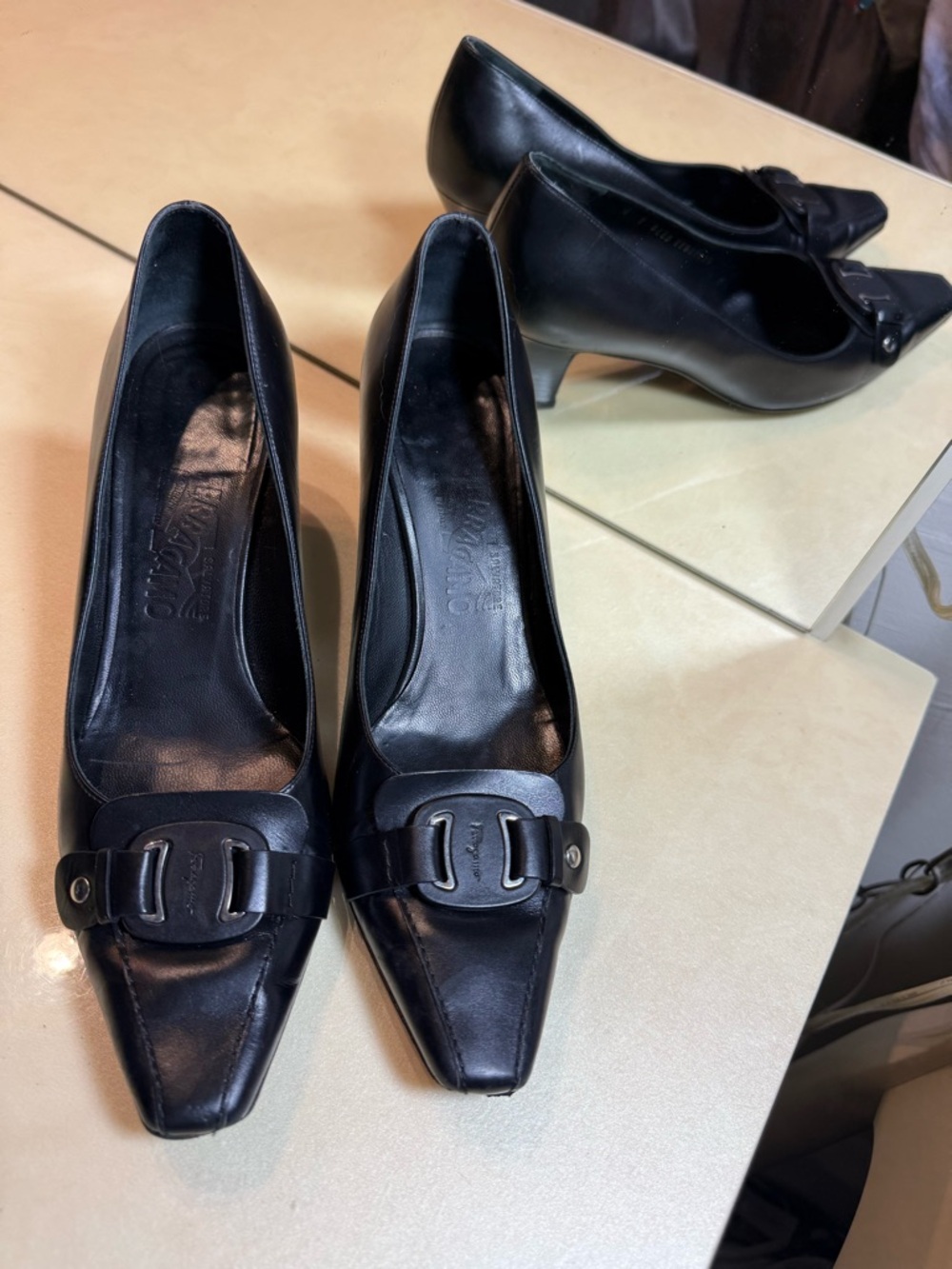 Salvatore Ferragamo Black Italian leather signature logo buckle pup heels Size 9